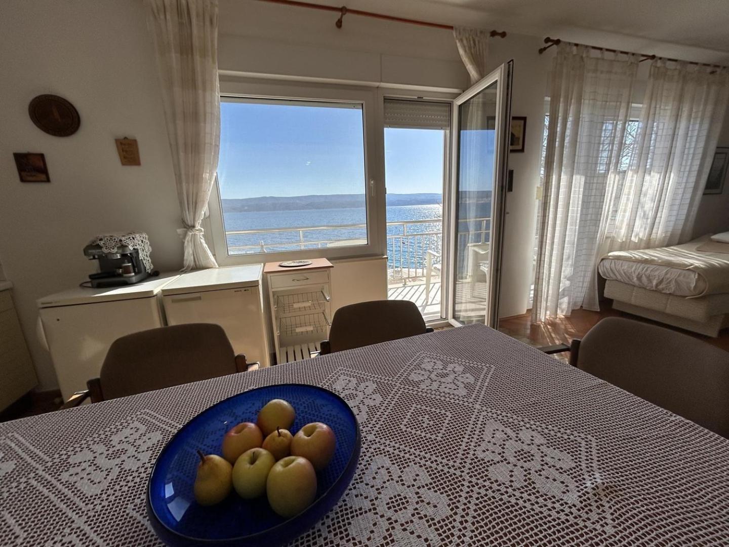 Azure Apartments By The Sea Near City Omiš Esterno foto