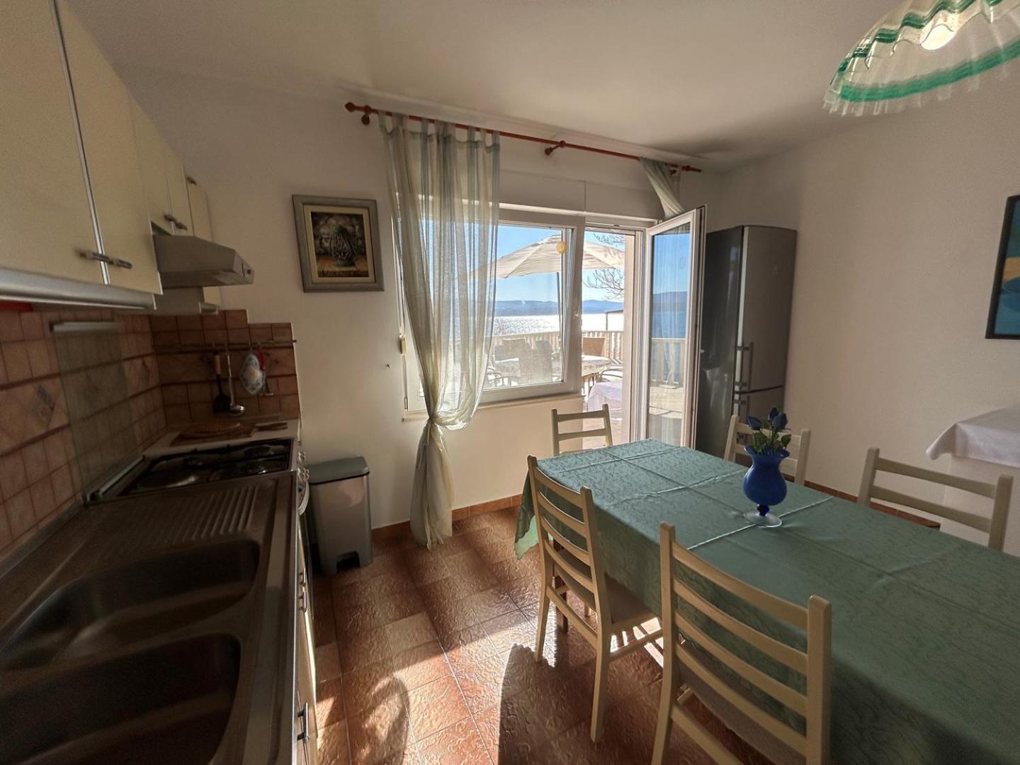 Azure Apartments By The Sea Near City Omiš Esterno foto